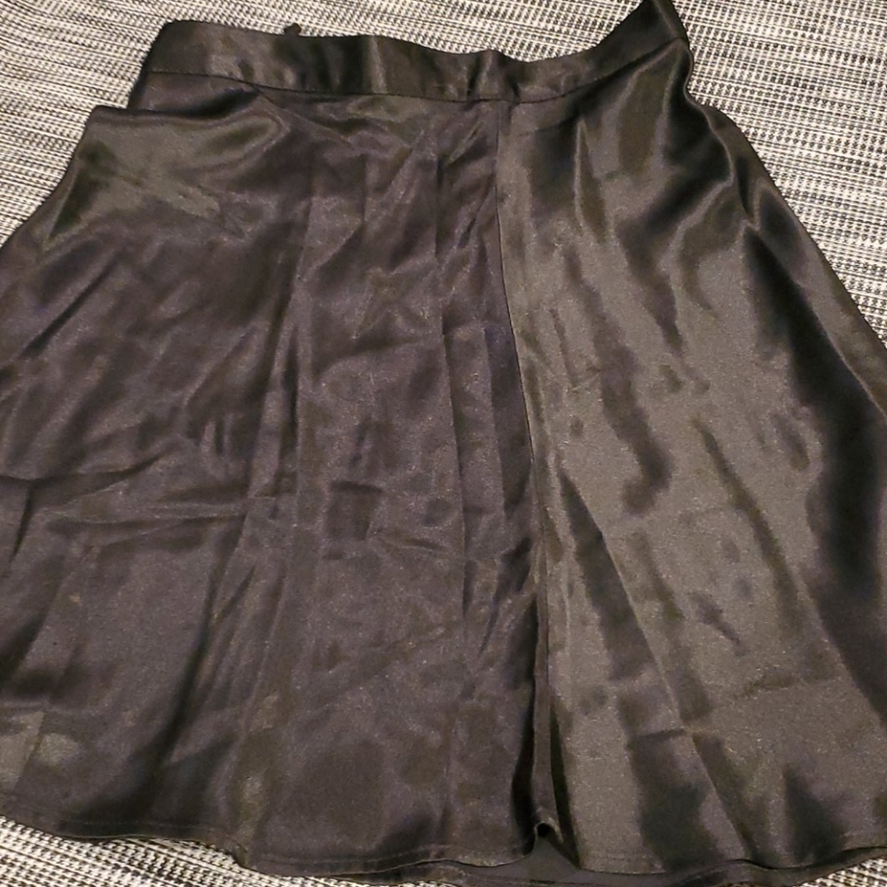 Switch Black Skirt 3. C.